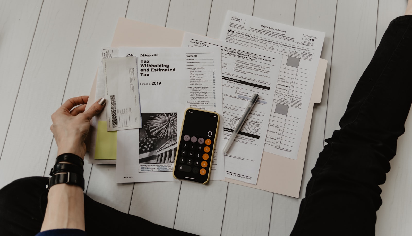 Holding Company Tax 2026: Patrimonial Structures Must Act Before 31 December